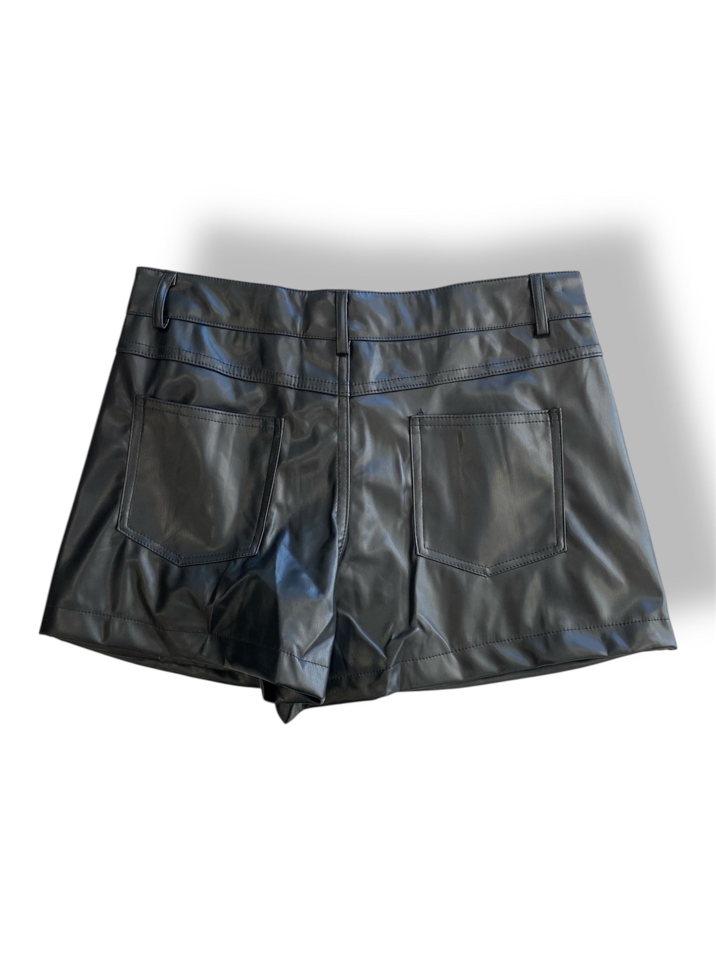 Falda short eco cuero